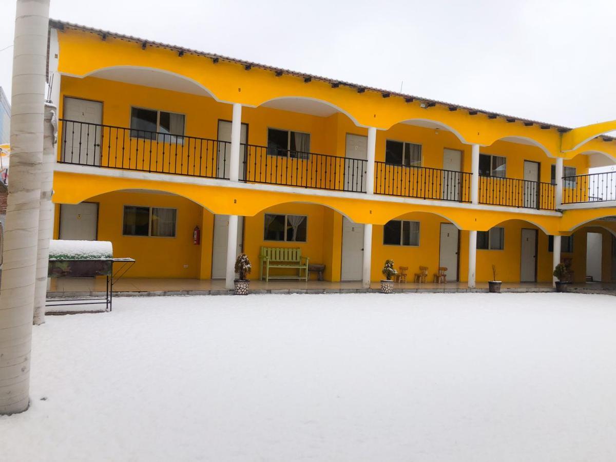 Hotel Posada Del Cobre クリル エクステリア 写真